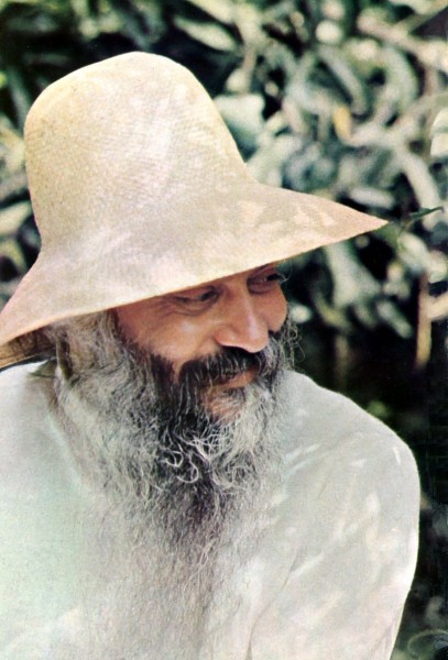 osho with straw hat